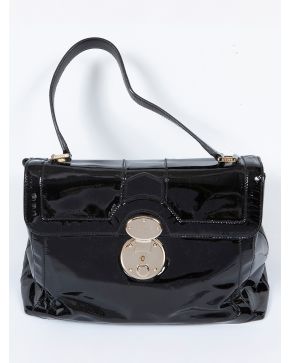 1005-GUCCI Bolso de piel negro.