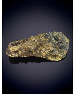 906 A-ESCULTURA ZOOMORFA PAREJA DE COCODRILOS EN ATLANTISITA Y STICHITE. ORIGEN AUSTRALIA