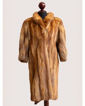 980-ABRIGO LARGO DE ZORRO TALLA S/M